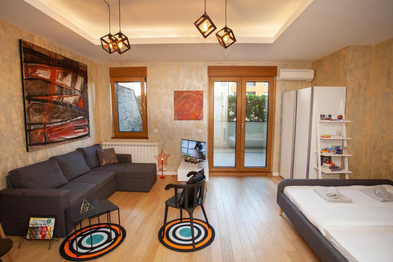 Gentleman Dog Apartment Belgrad Exteriör bild